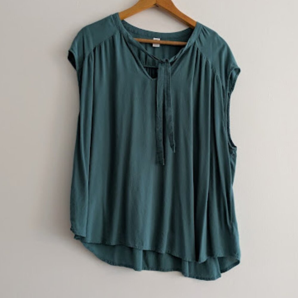 Old Navy Teal Sleeveless Blouse Size XXL